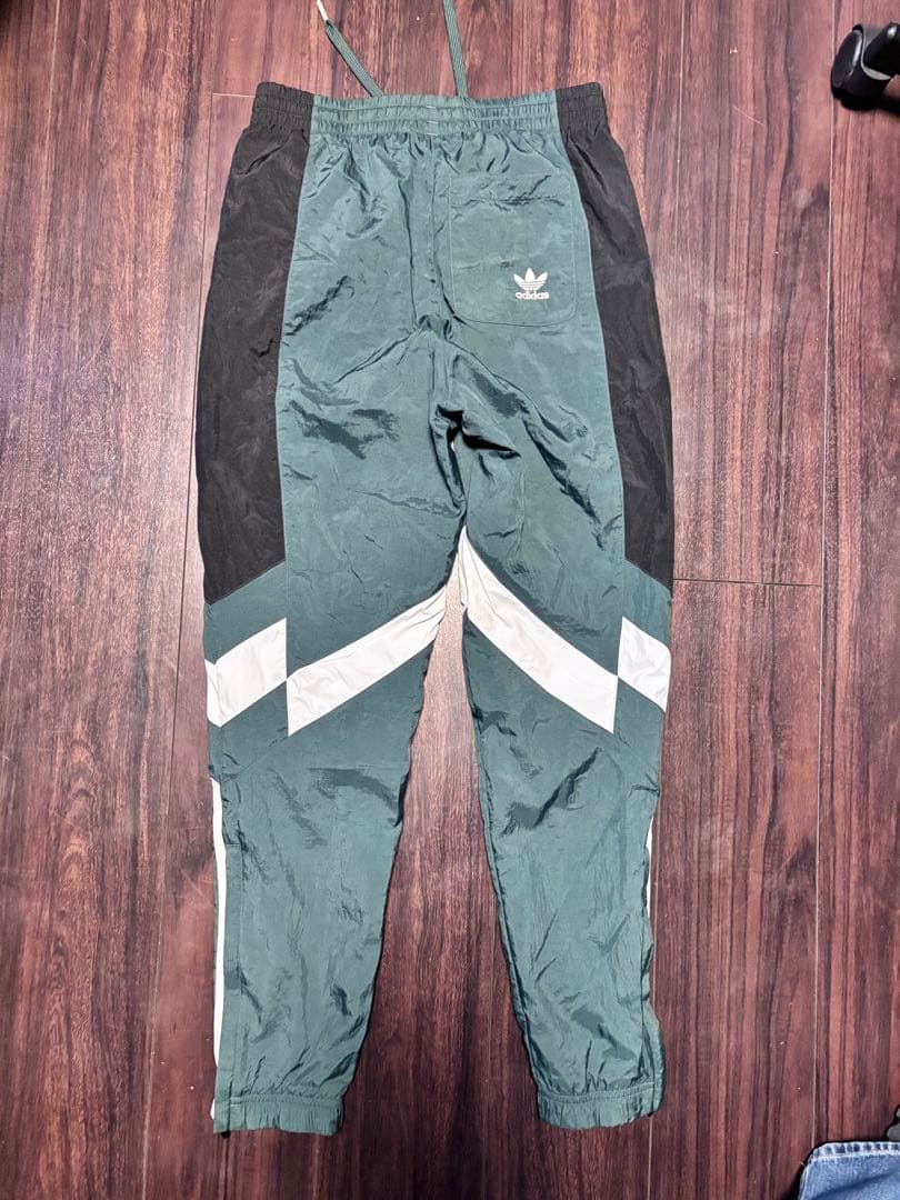 adidas Rekiveナイロントラックジャケット常田大希　遠藤さくら