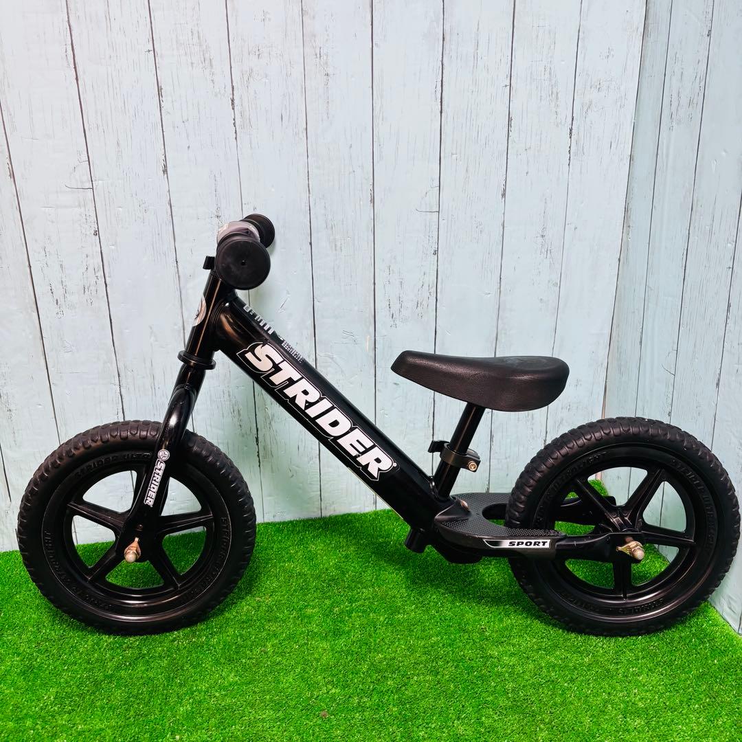 ストライダー　STRIDER スポーツ　SPORT ブラック日本正規品　自転車
