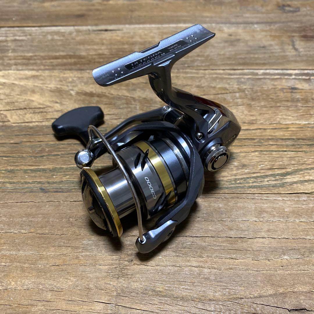 泉*様 シマノSHIMANOアルテグラC3000HG スピニングリール　釣りアウ