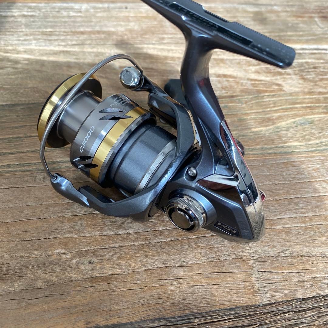 泉*様 シマノSHIMANOアルテグラC3000HG スピニングリール　釣りアウ