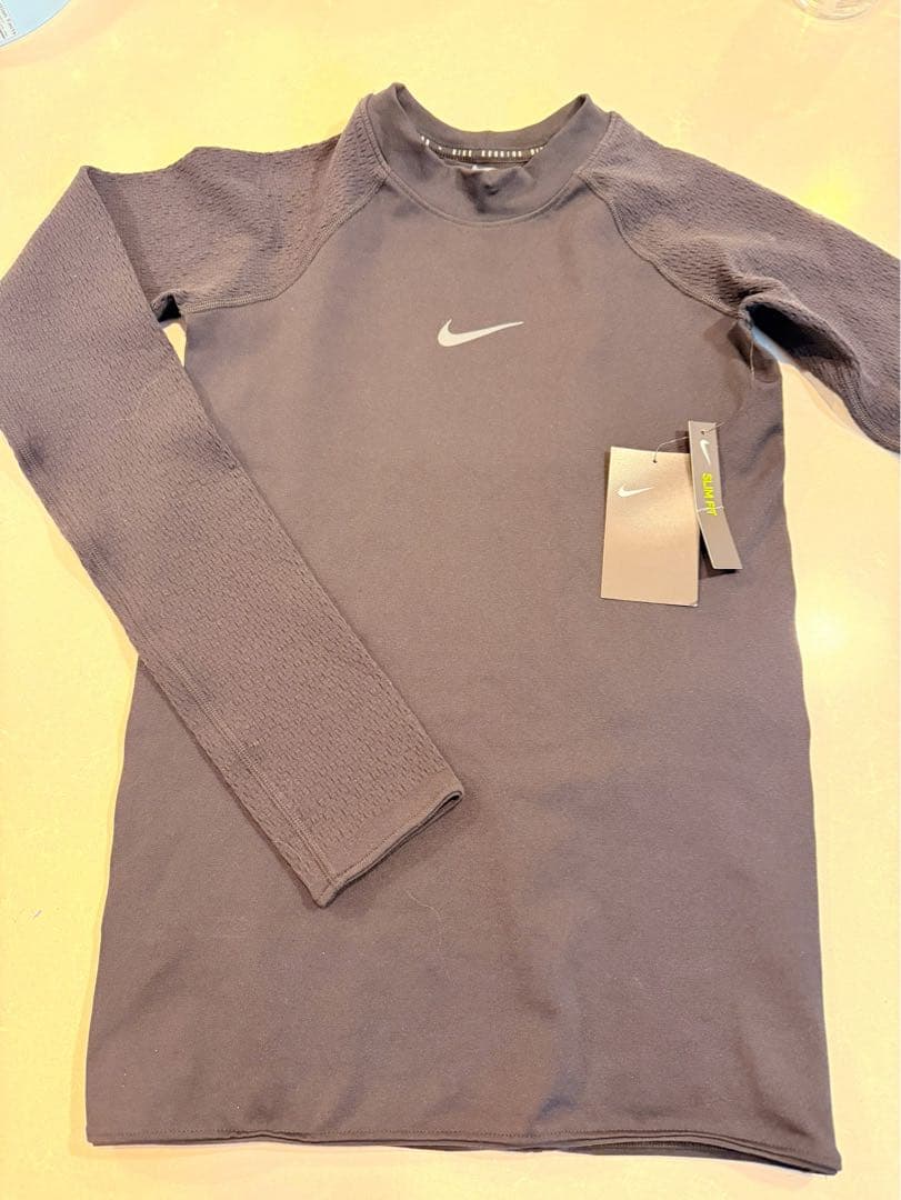 新品【Nike】長袖ランニングシャツ ブラック