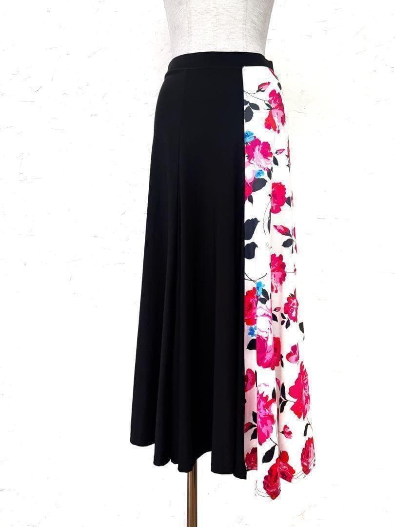【アクセント】新品　切替えピンク花柄ロングスカート　黒　b903A