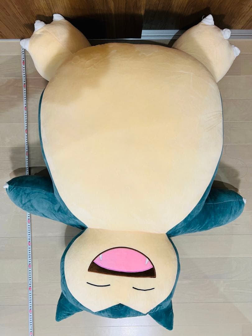 【超ビッグサイズ】ぬいぐるみ　カビゴン　ポケモン