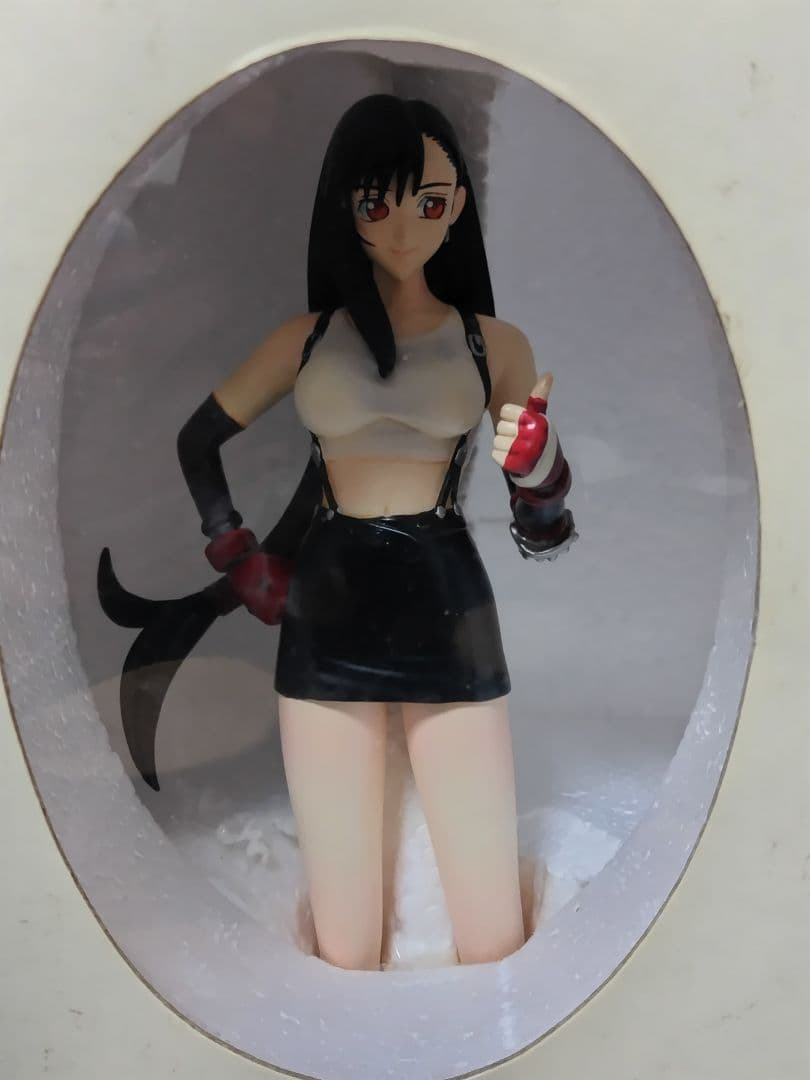 FF7 ティファ・ロックハート 1/8 コールドキャスト コトブキヤ