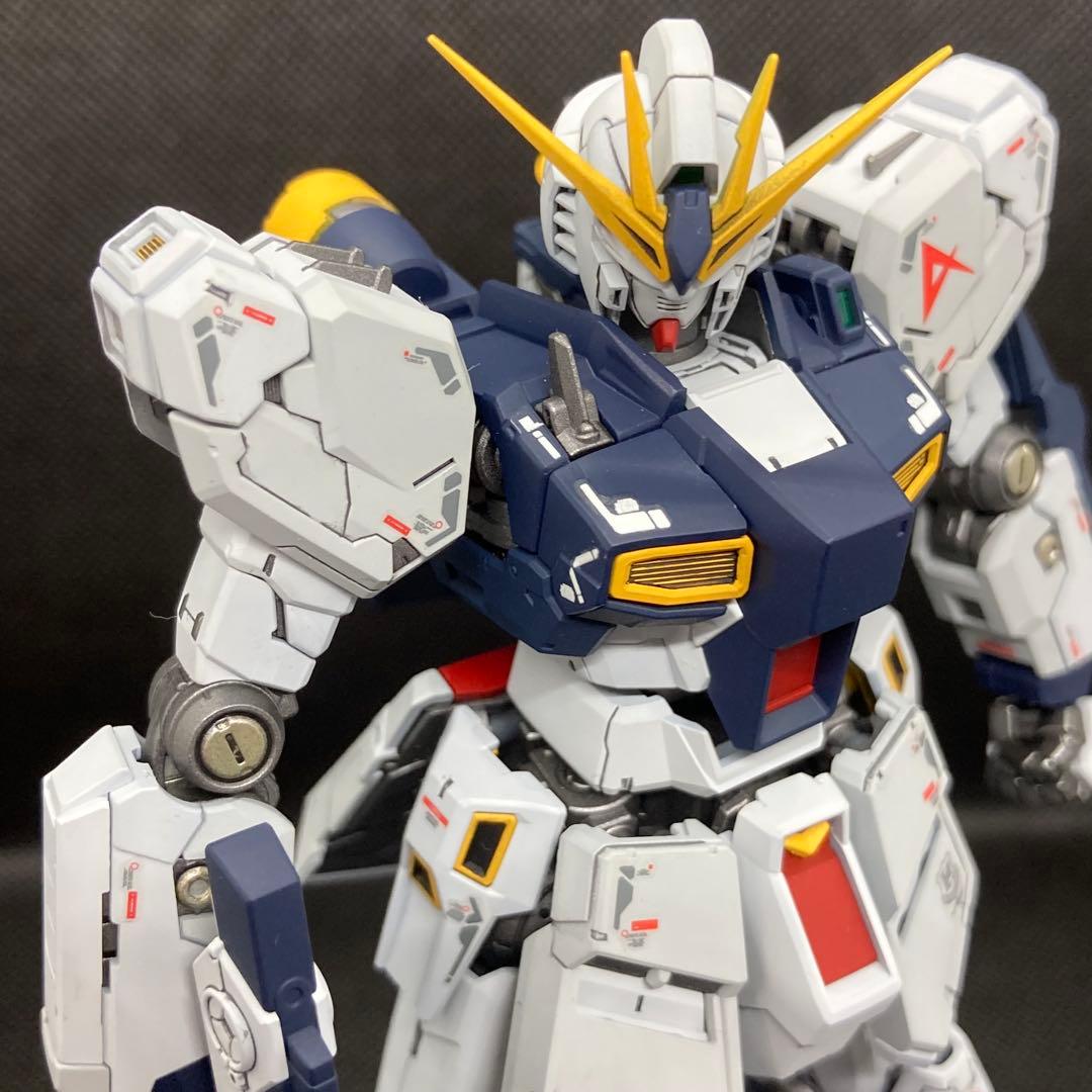 RG1/144 RX-93 νガンダムHWS&フィンファンネル全塗装完成品