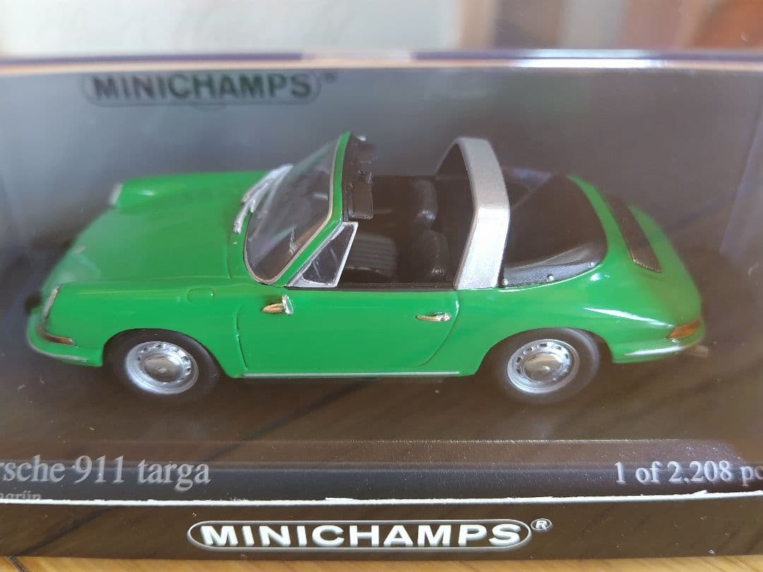 MINICHAMPS「Porsche 911 targa 1967」