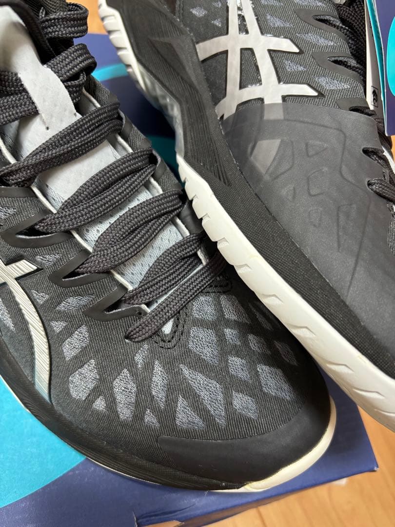 バレーボールシューズ アシックス V-SWIFT FF MT 2 サイズ25.5