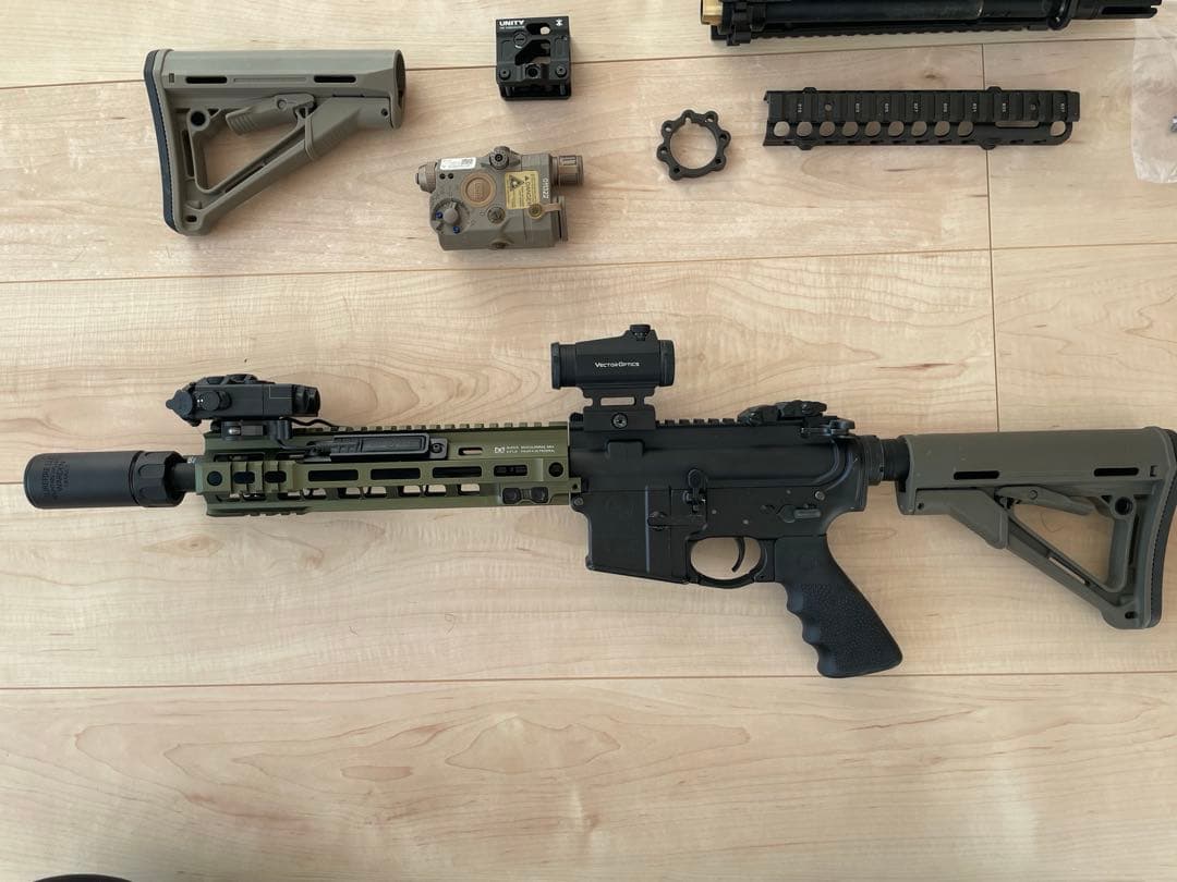 M4 GBB FBI HRTカスタム / Mk18 パーツ付属