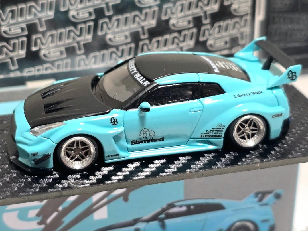 限定 LBWK Mini GT日産 R35 1個 カスタム サイン入り