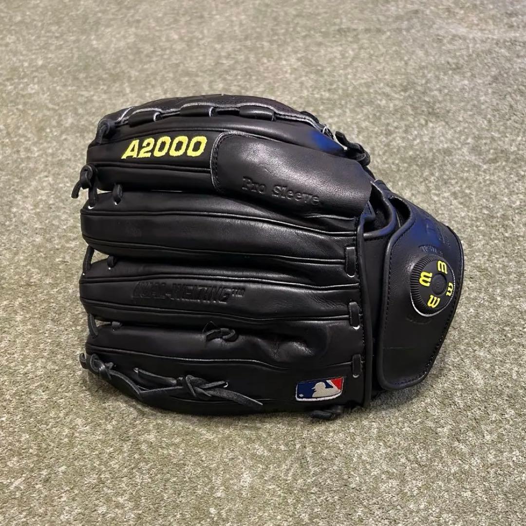 超美品 レア Wilson A2000 硬式 投手用 マダックスモデル 日本製