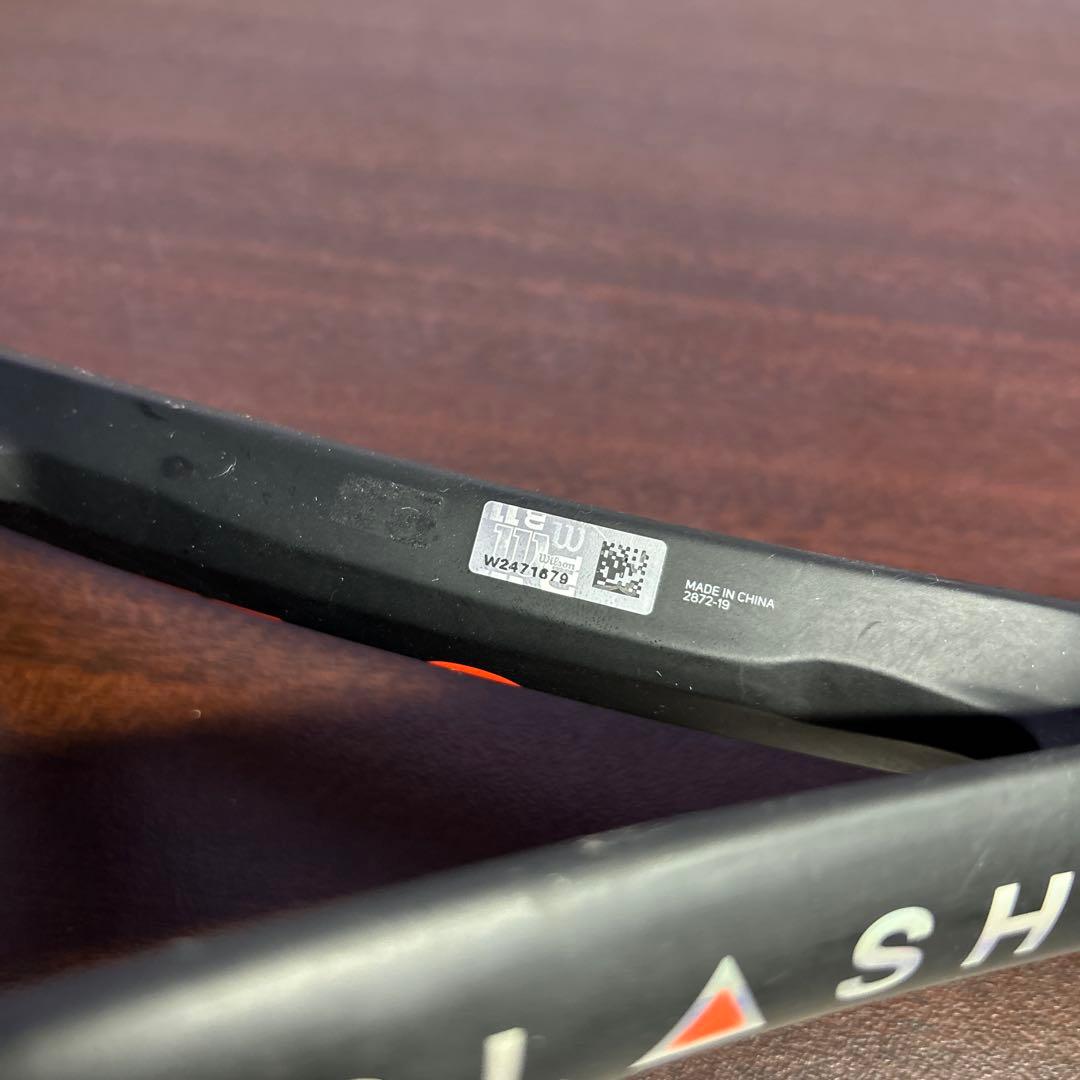 美品　ウィルソン　wilson CLASH100 v1.0 テニス 　ラケット
