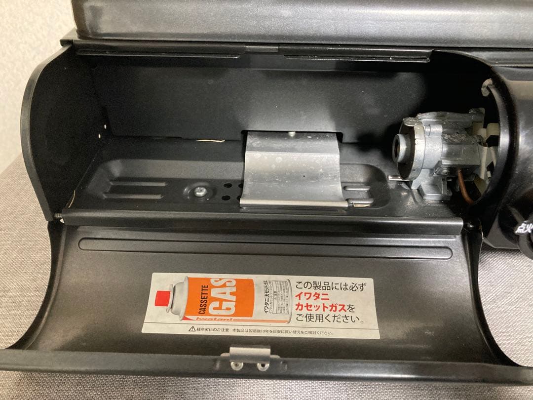 良品！！ イワタニ テーブルトップBBQグリル フラットツイン CB-TBG-1