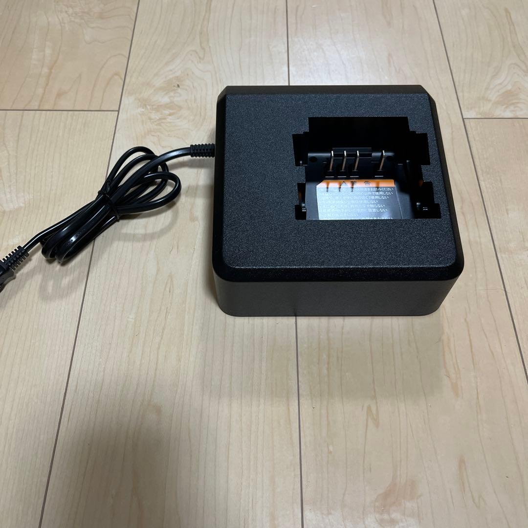 【新品・未使用】X3S-01 ヤマハ　電動自転車　充電器