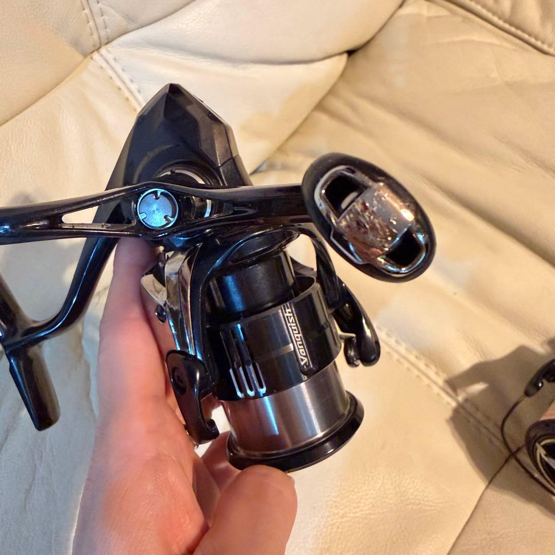 リール Vanquish C3000SDHHG-B 03959 shimano