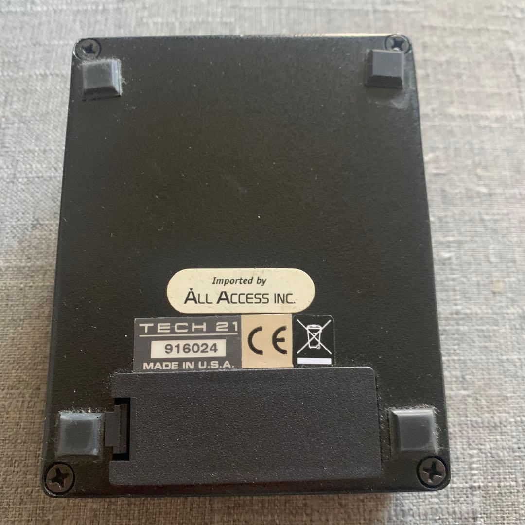 ギター TECH 21. Leeds