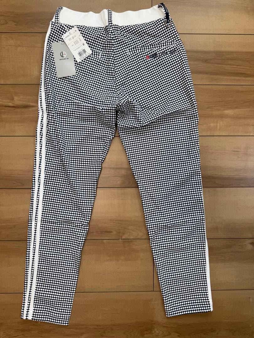 and per se ドット柄 ゴルフパンツ