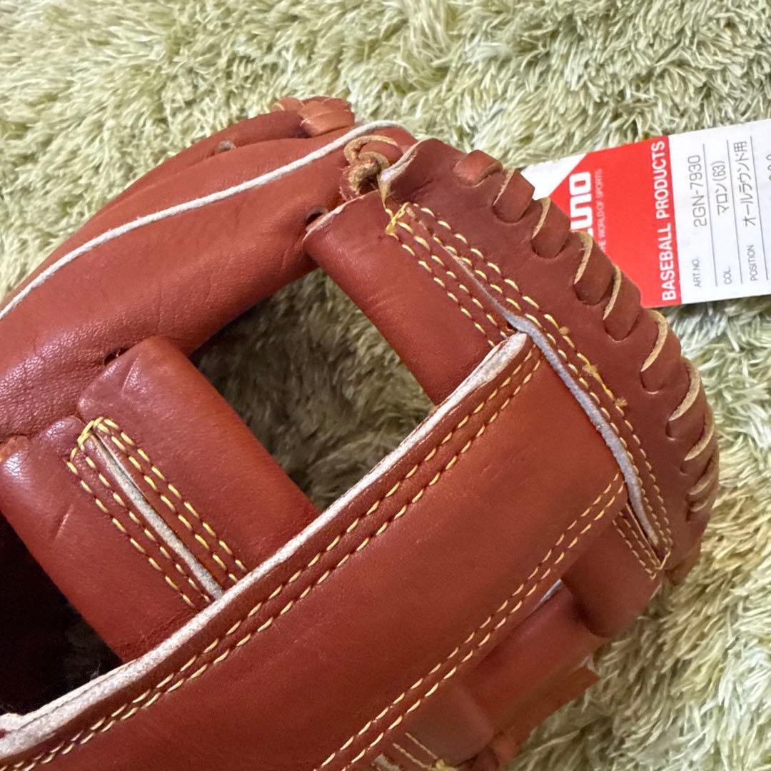 ミズノ　グローブ　オールラウンド用