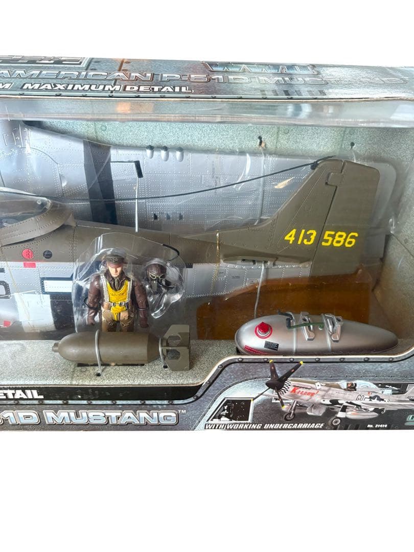 ELITE FORCE P-51 Mustang 1:18 未組立 稀少モデル