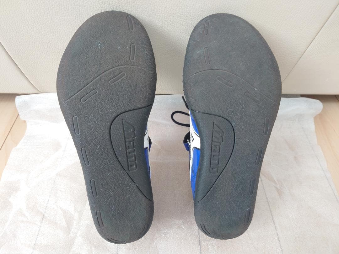 Mizuno　スローイングシューズ　24.0cm