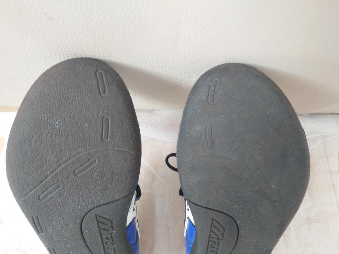 Mizuno　スローイングシューズ　24.0cm