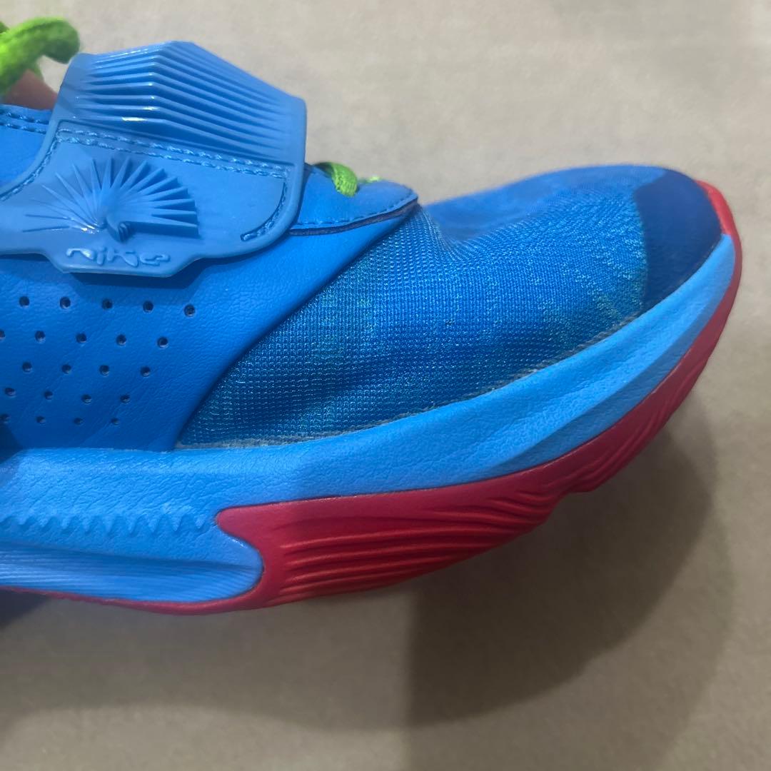 シューズ(男性用) NIKE UNO freak3