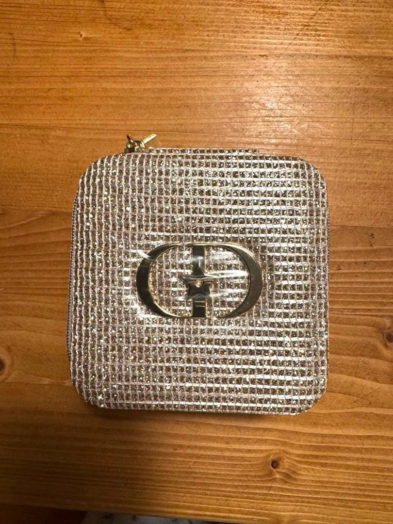 Diorホリデー　限定ノベルティ ディオールオリジナルジュエリーケース