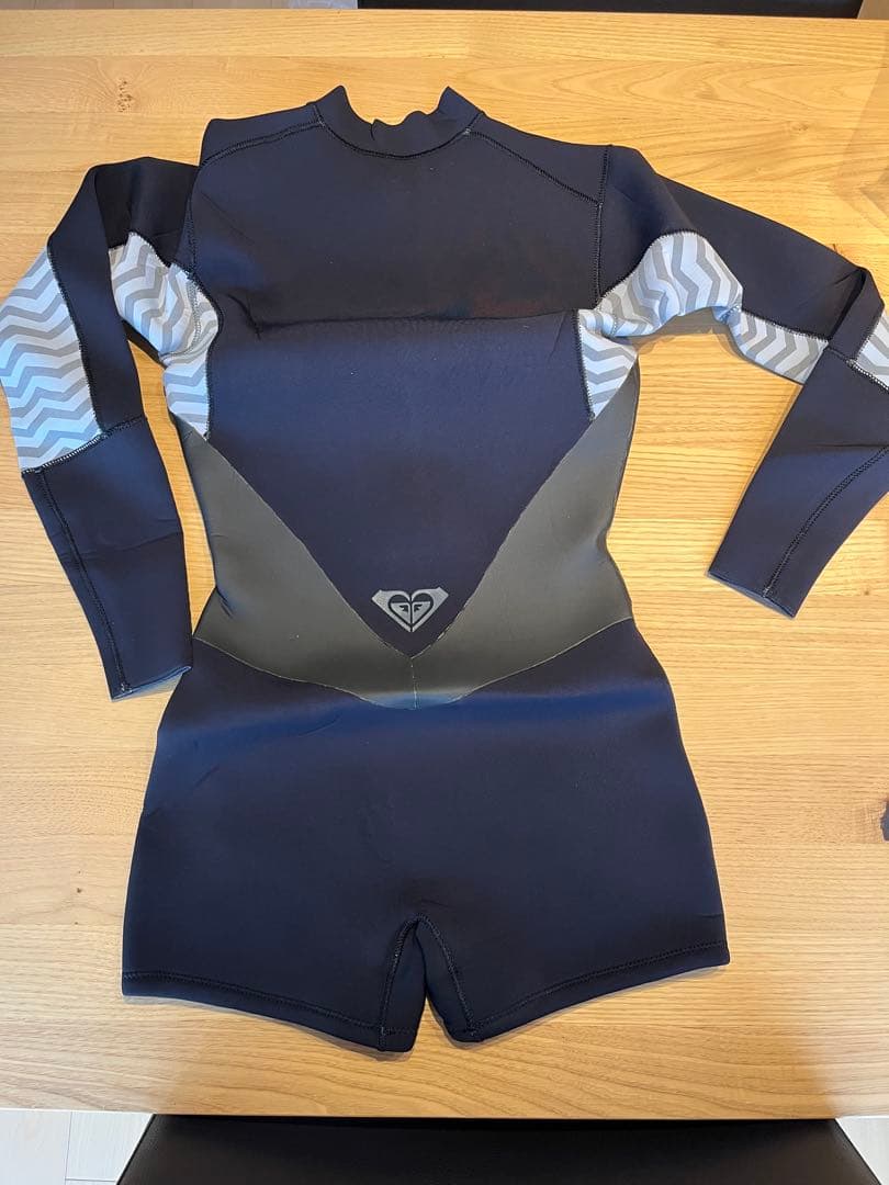 ROXY 長袖ショートパンツウェットスーツ
