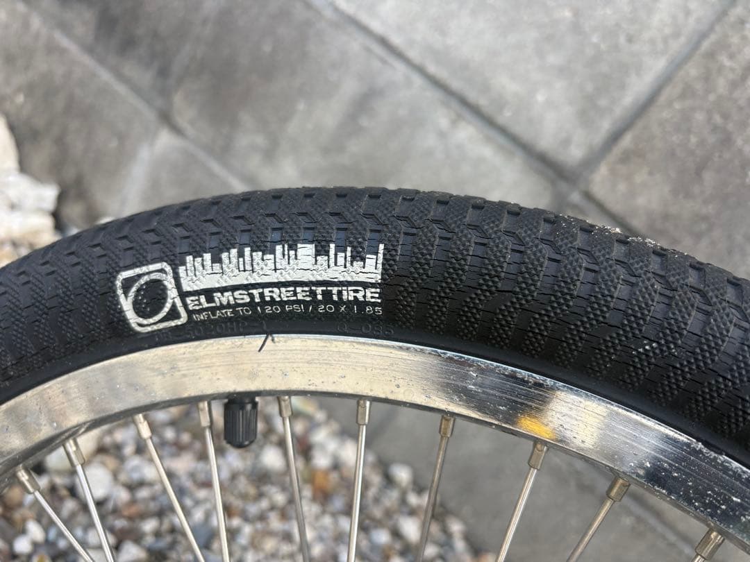 ARES BIKES BMX 20インチ