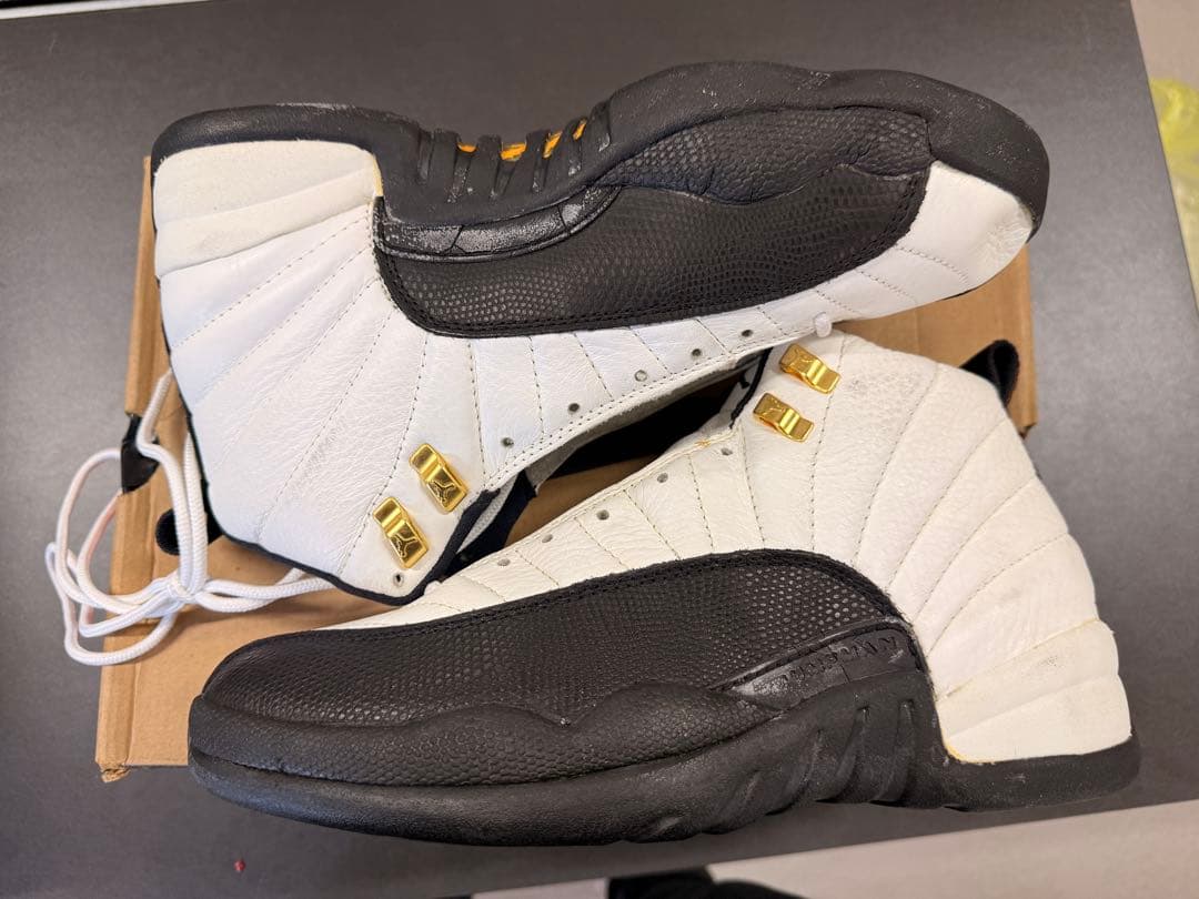 NIKE AIR JORDAN XII 9.5 ホワイト/ブラック-タクシー