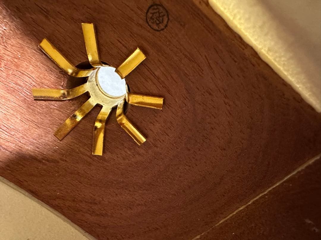 津軽三味線　太棹　紅木紫檀製　天然素材 　弦楽器　民謡 伝統楽器