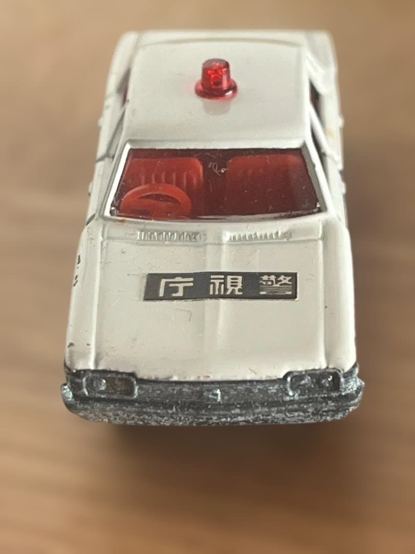 Z*中様 ◆トミカ No.4 トヨタ クラウン パトロールカー 黒箱 パトカー