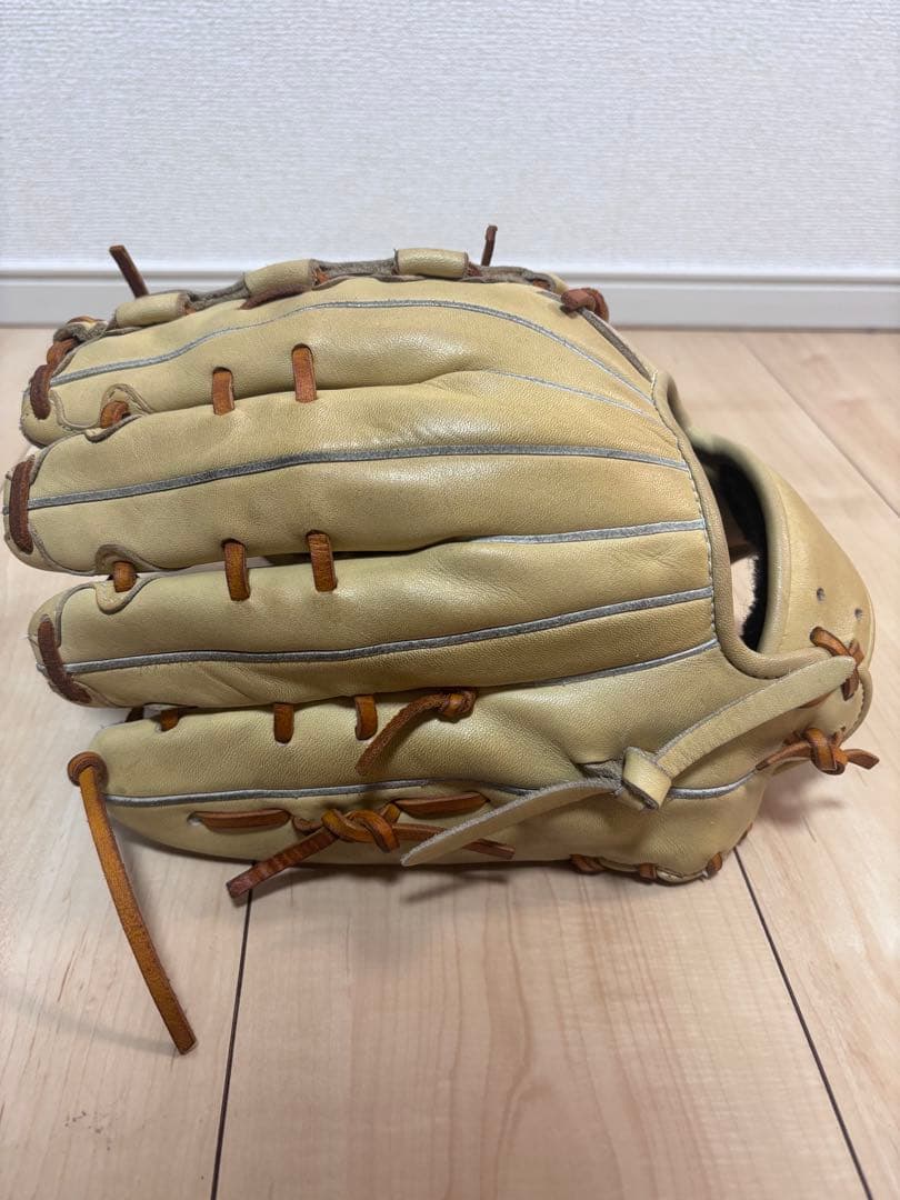 ZETT 軟式グローブ クリーム色 右投げ用　型付け済み