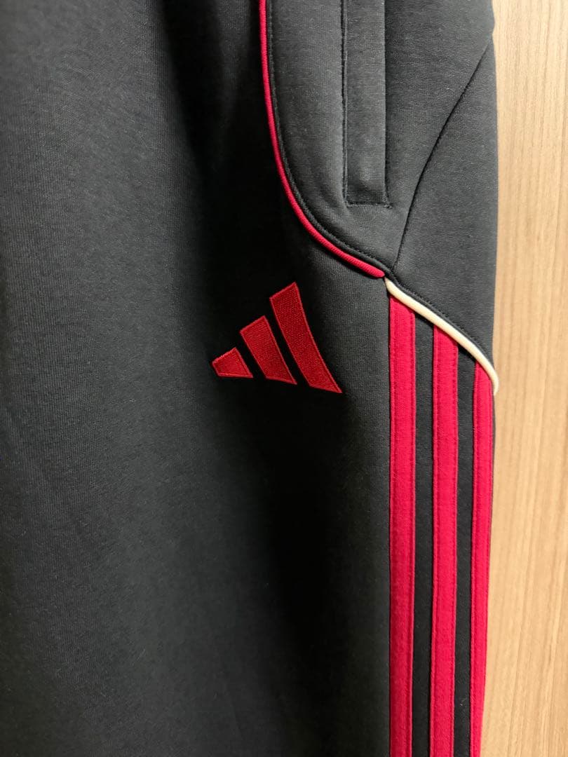 Liverpool FC adidas スウェットパンツ M ブラック