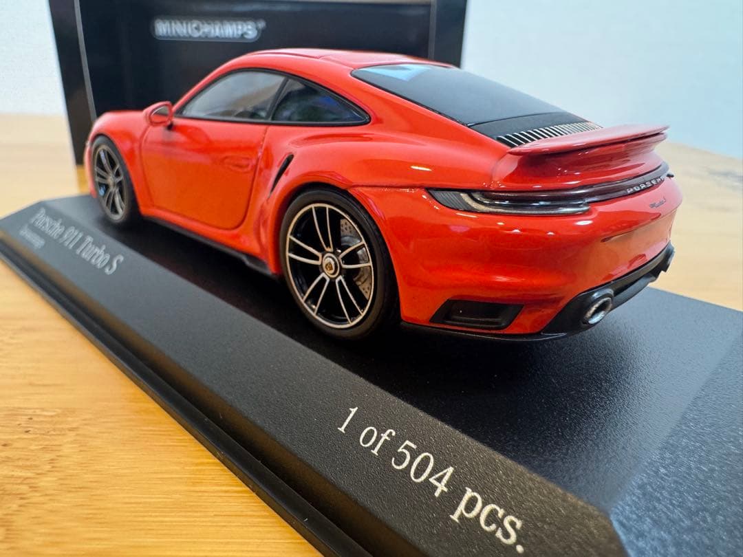 【MINICHAMPS】限定504台Porsche 911 Turbo S