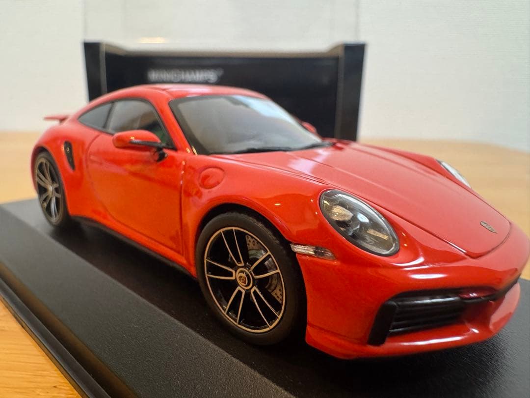 【MINICHAMPS】限定504台Porsche 911 Turbo S