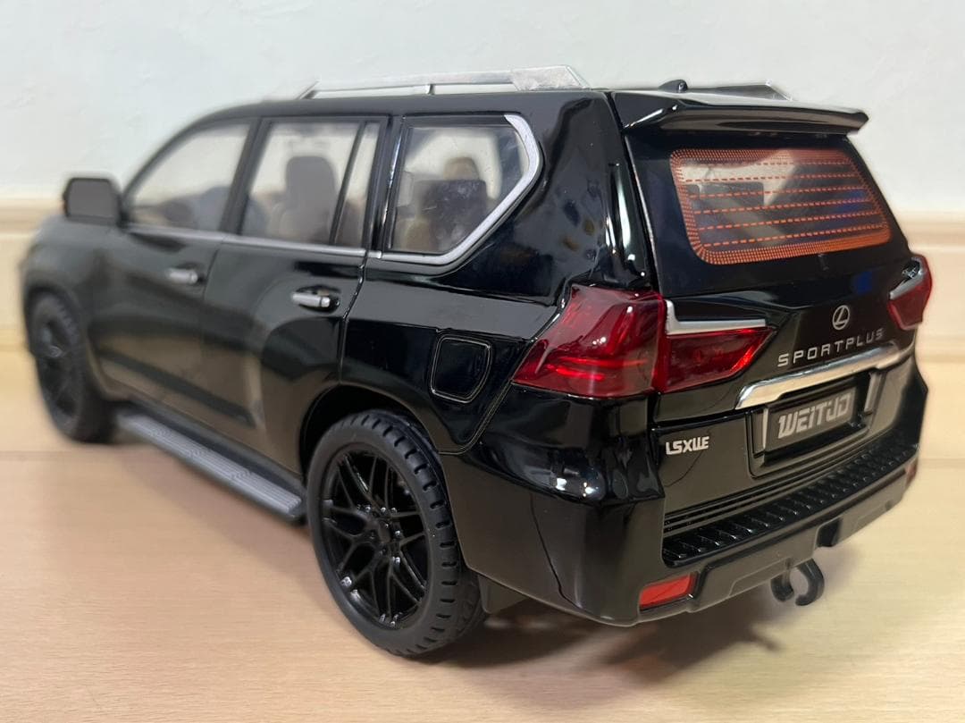 レクサス LX570 ミニカー 1/18 ブラック H139