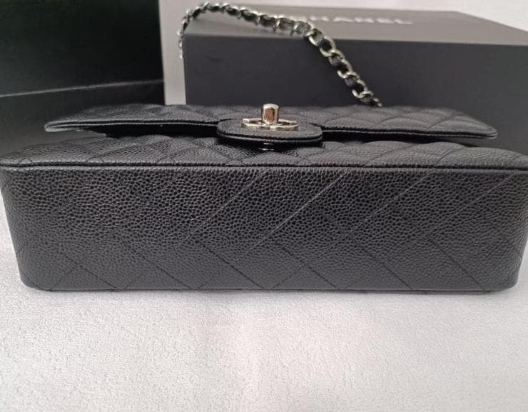 CHANEL シャネル キャビアスキン 25 ショルダーバッグ