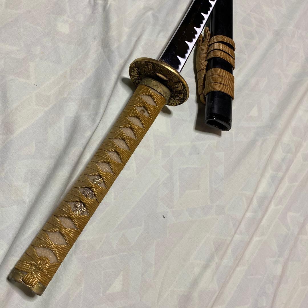 模造刀 黄色柄 雲龍楕円金鍔 花火絵黒鞘