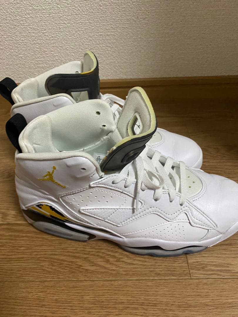 【最終ジャンプマン MVP ジョーダン　DZ4475-107 27.5