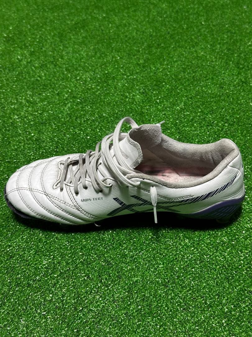 ASICS DS LIGHT X-FLY 5 サッカースパイク 白紫
