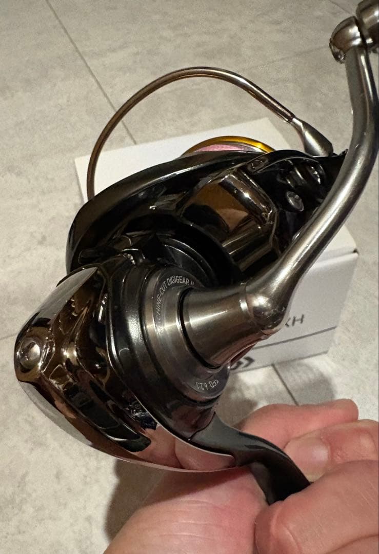 Daiwa BLAST LT 5000D-CXH スピニングリール