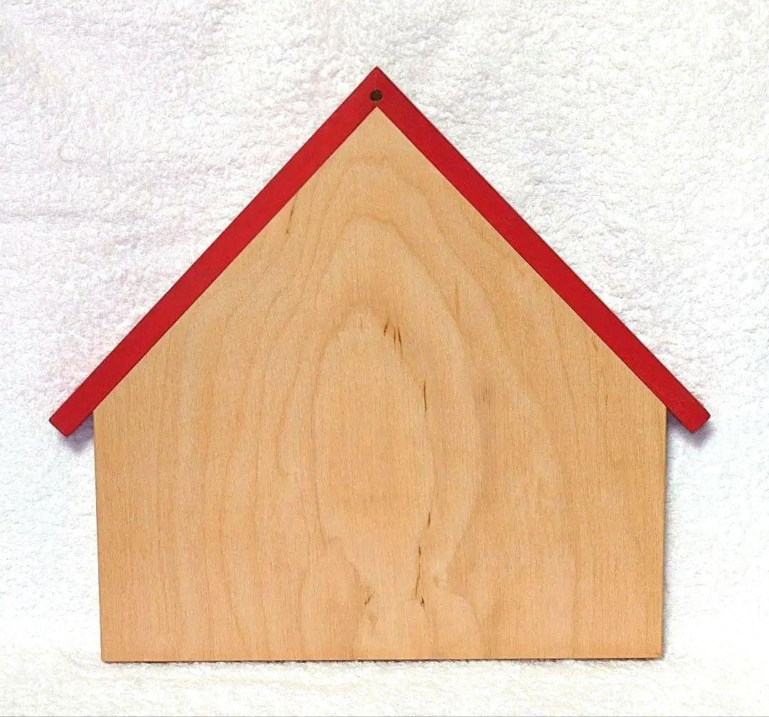 ドイツ　スピールフォーム社　赤い屋根の飾り棚