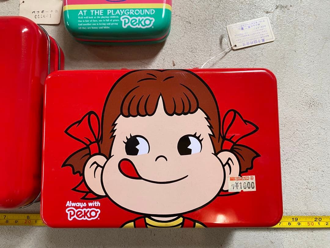 当時物稀少　ペコちゃん　ブリキ缶 トランク、バッグ型缶　セット　タグ付き