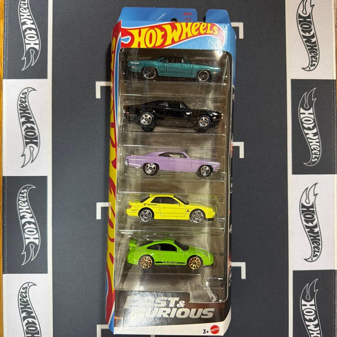 ミニカー Hot Wheels Fast & Furious
