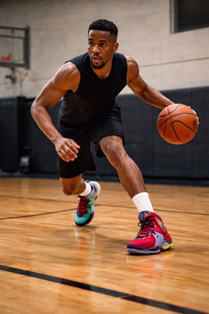 ナイキ レブロン19 NIKE Lebron19 DQ7548-600