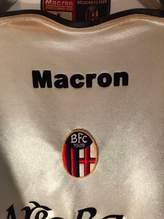 正規品 Macron ボローニャFC「16」中田英寿 半袖 L ユニフォーム