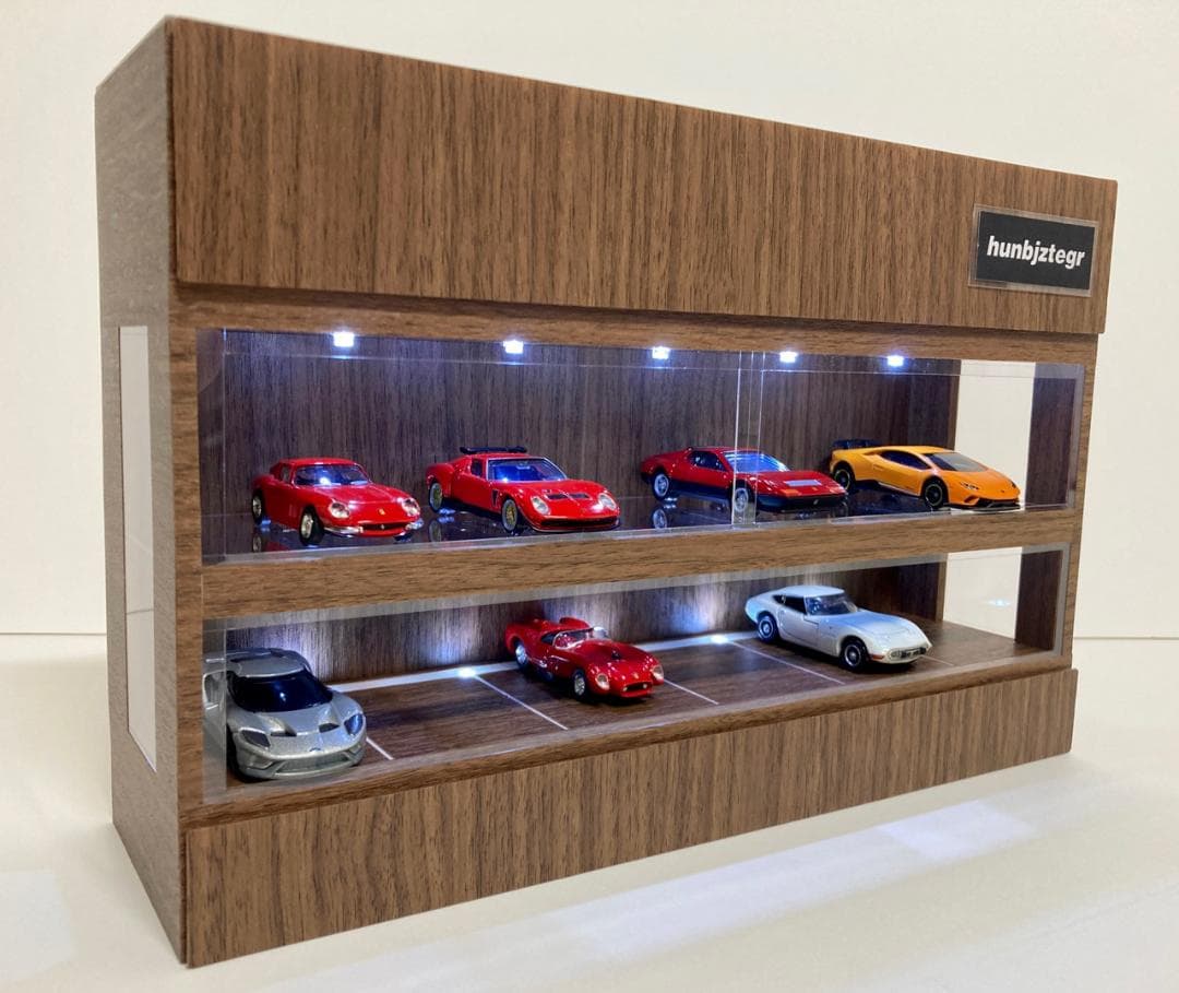 1/64展示16台可・W300ウォールナット・ディスプレーBOX /ネオジオラマ