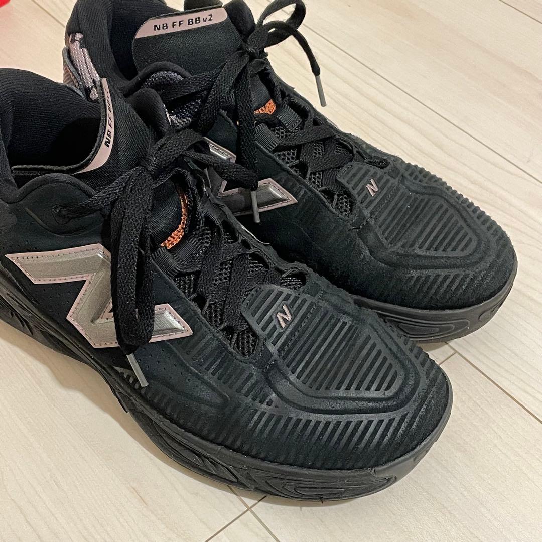 ニューバランス　FRESH FOAM BB V2 27.5cm