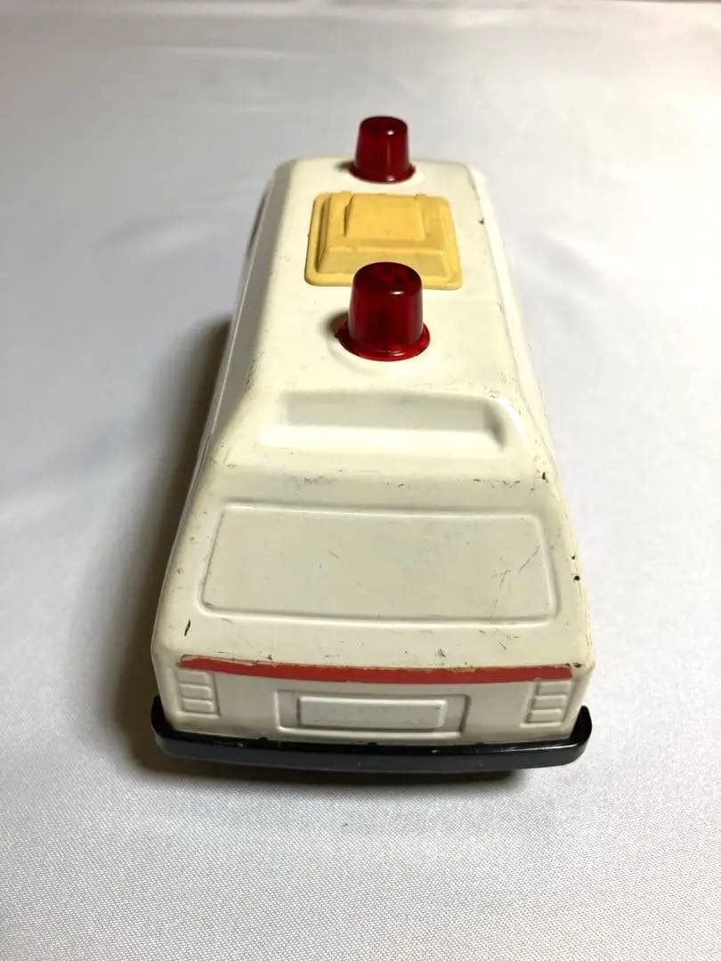 TONKA ブリキ　救急車　日本製　おもちゃ　ビンテージ