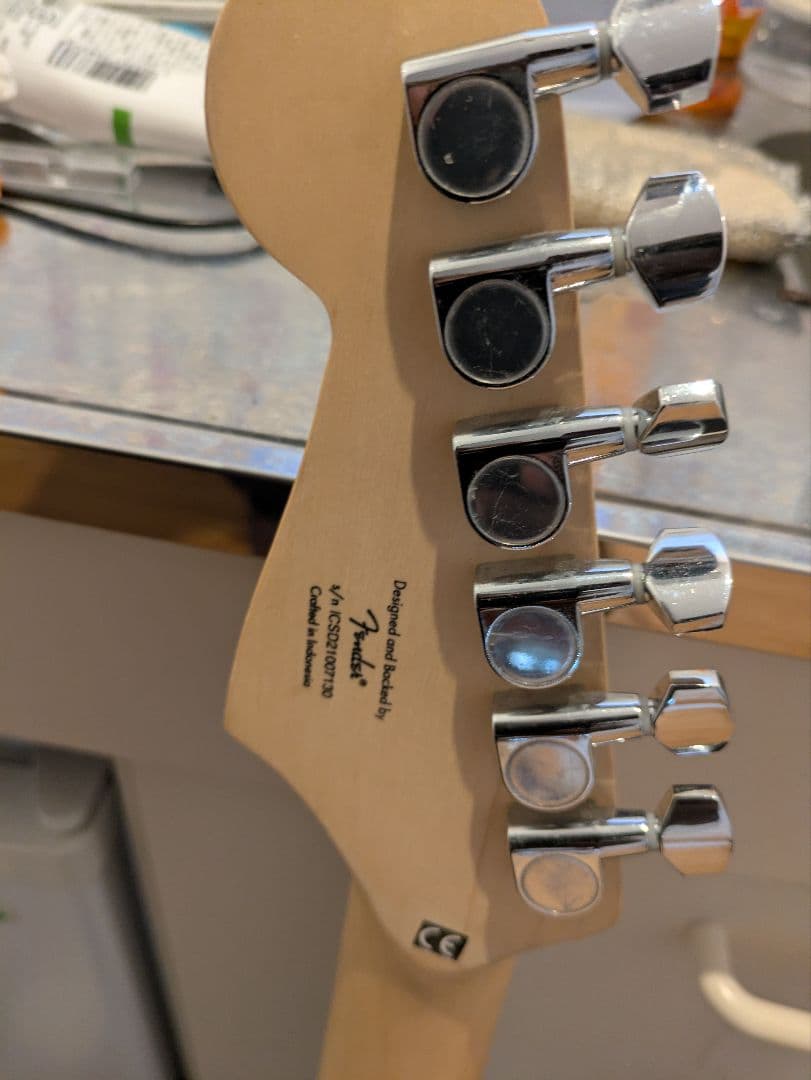 Squier Stratocaster ケース付き、アクセサリー